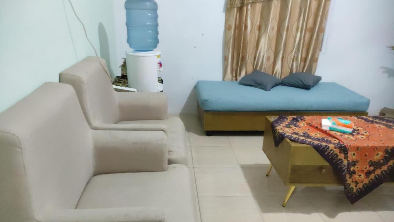 Sugi House Toraja - Penginapan Villa Harian Keluarga -Muat 20 Orang Рантепао Экстерьер фото
